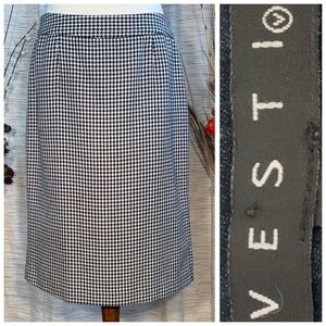 Vesti black and white houndstooth pencil skirt.